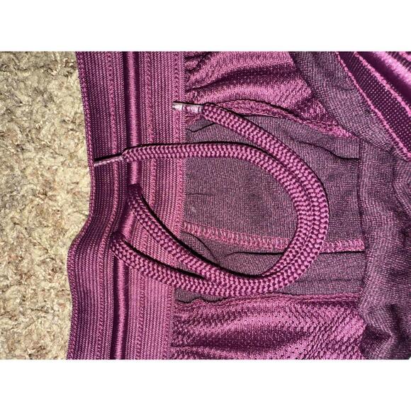 Jordan Sport Women's Bordeaux/Black Diamond Shorts - Picture 7 of 12